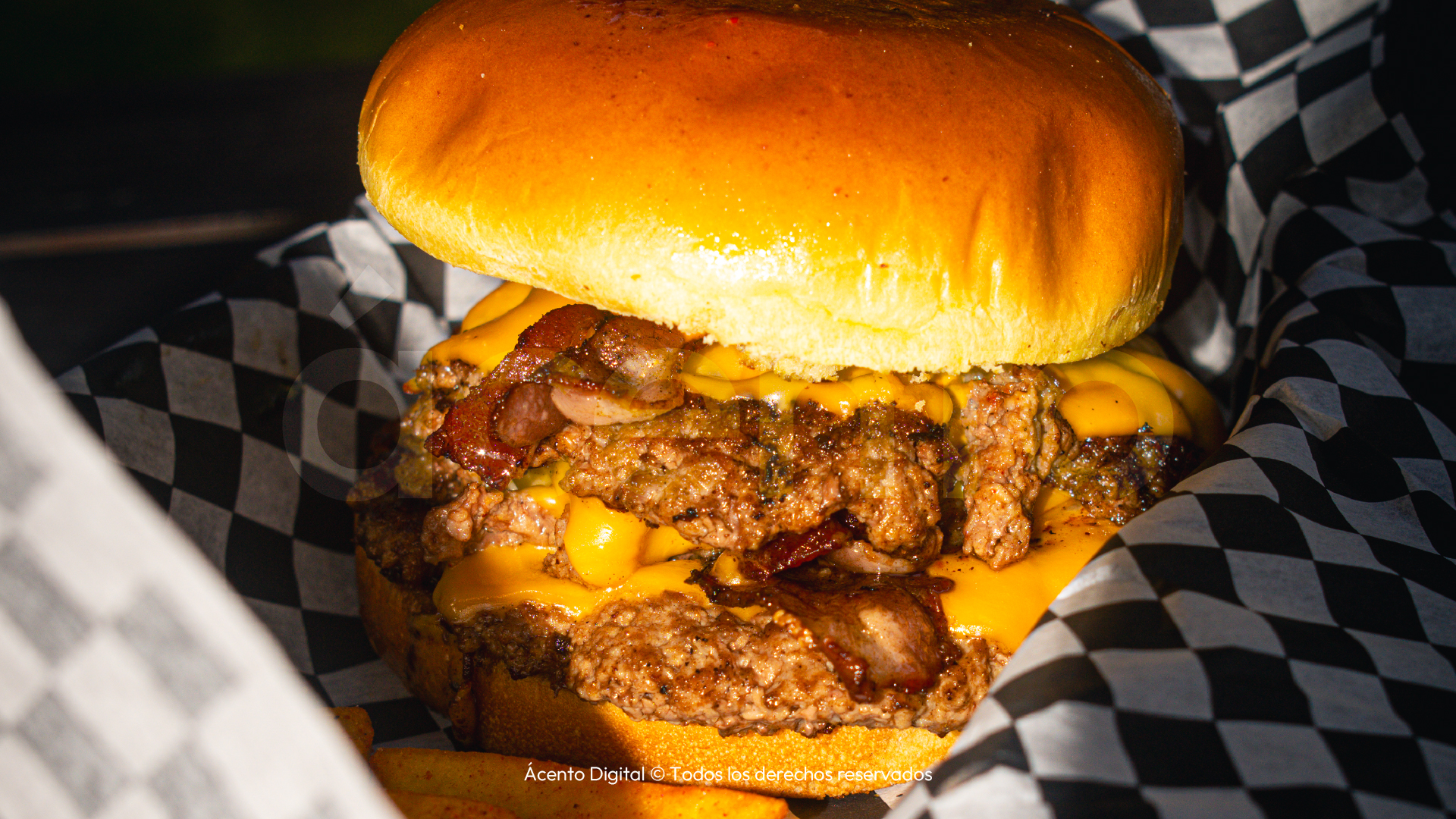 Lui's Burgers (8)